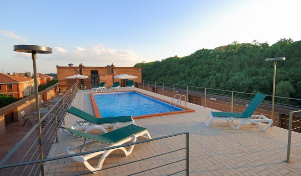 hotel_quattro_stelle_con_piscina_perugia
